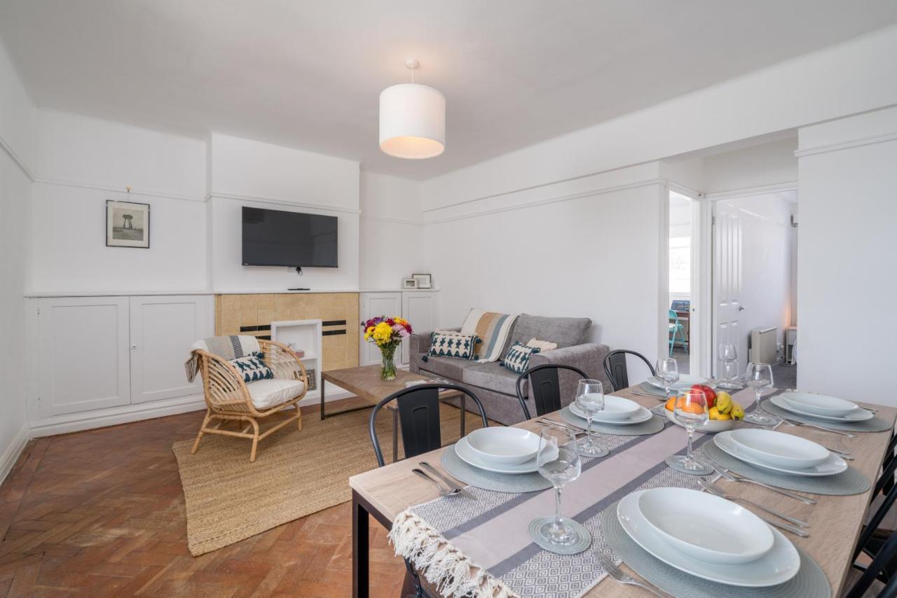 Bright West Hampstead Retreat Apartment *