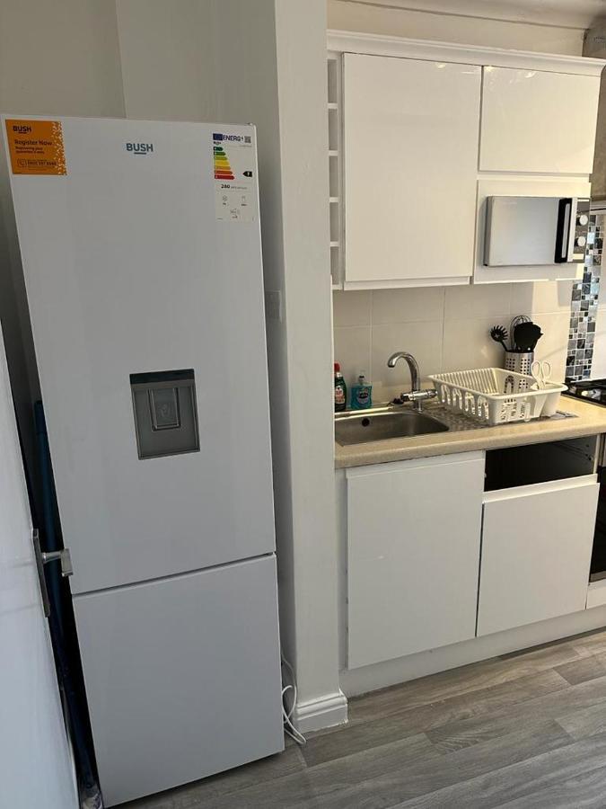 Apartment Sherriff Road *