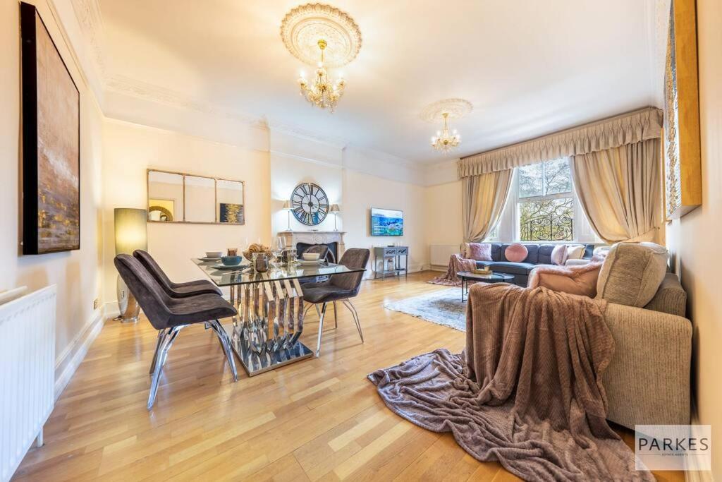 South Kensington - Cromwell Rd Apartment *