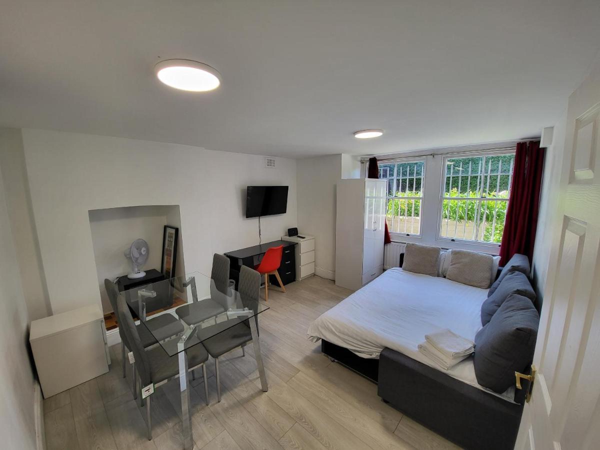 Cosy By Clapham South Underground! Leilighet London
