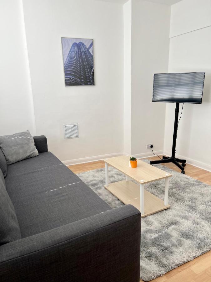 2 Bedroom Near Euston, King's Cross Londen