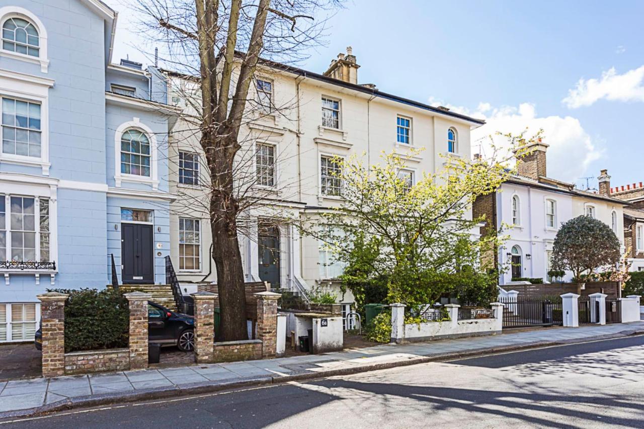 Charming Flamingo In Paddington Apartment *