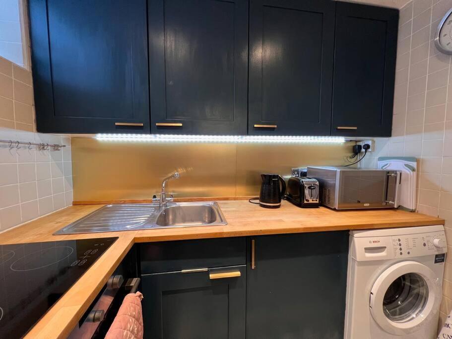 Fitzrovia / Bloomsbury / West End - Two Bed