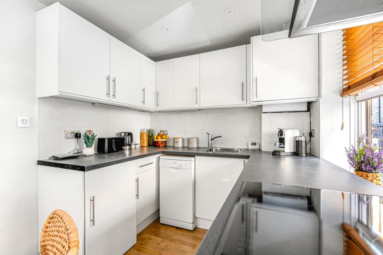 Charming Flat Close To Holborn Station