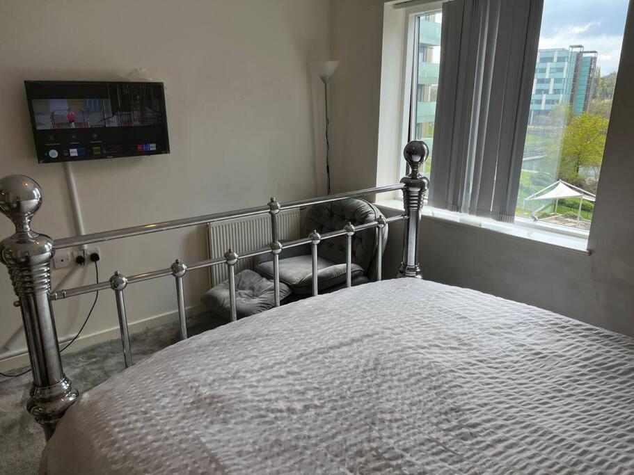 Park Royal Stay- Relax In A Specious Masters With Views In An * Londres
