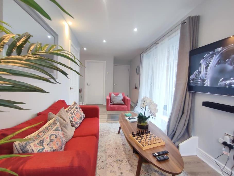 Luxury 3br Apt, Close To Excel, O2, Airport! London