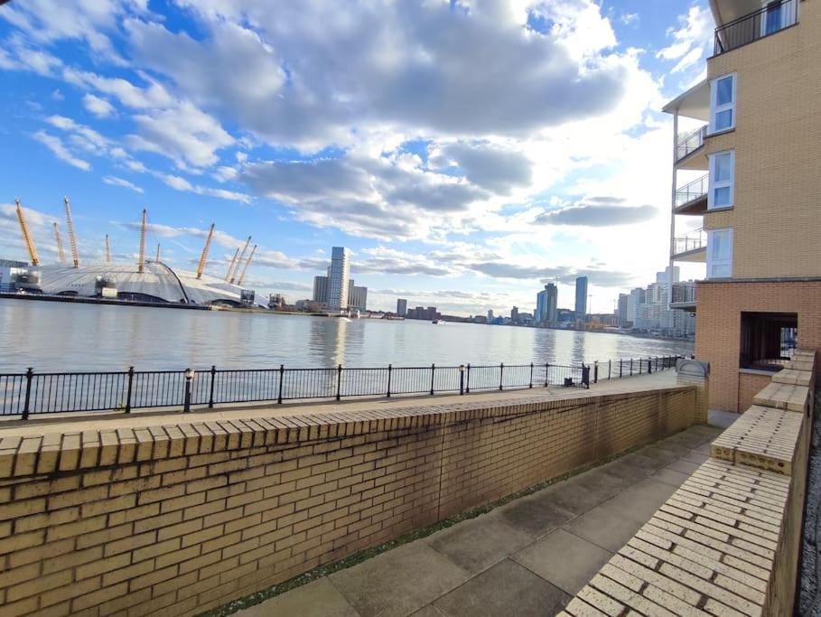 Luxury 3br Apt, Close To Excel, O2, Airport! Apartment London