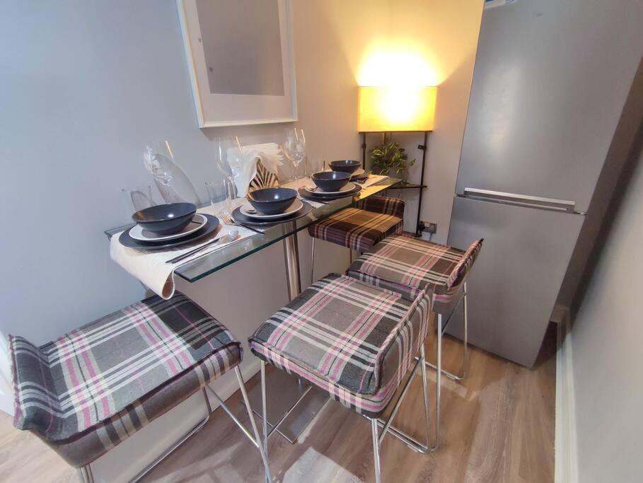 Luxury 3br Apt, Close To Excel, O2, Airport! * London