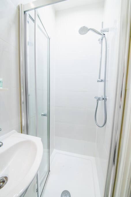 3beds / 3baths Close To Portobello Road Appartement *