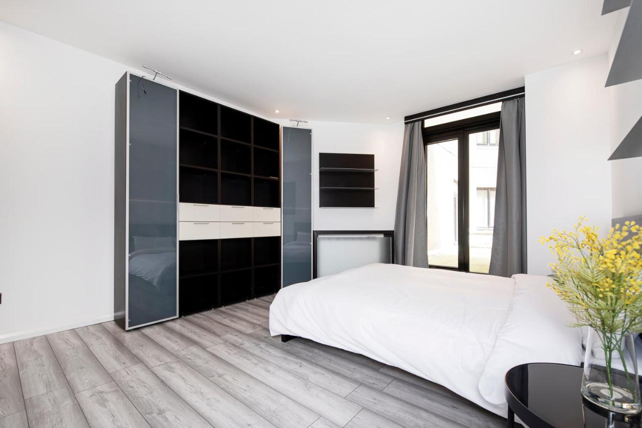 Appartement Large And 2 Bed Londen