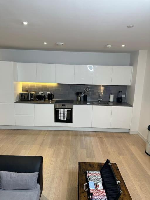 Royal Dock Luxury Appartement *