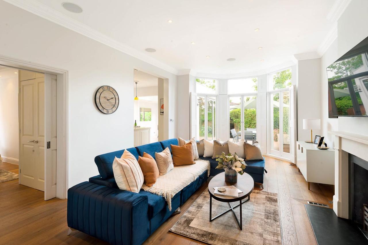 Beautiful Regents Park Apartment