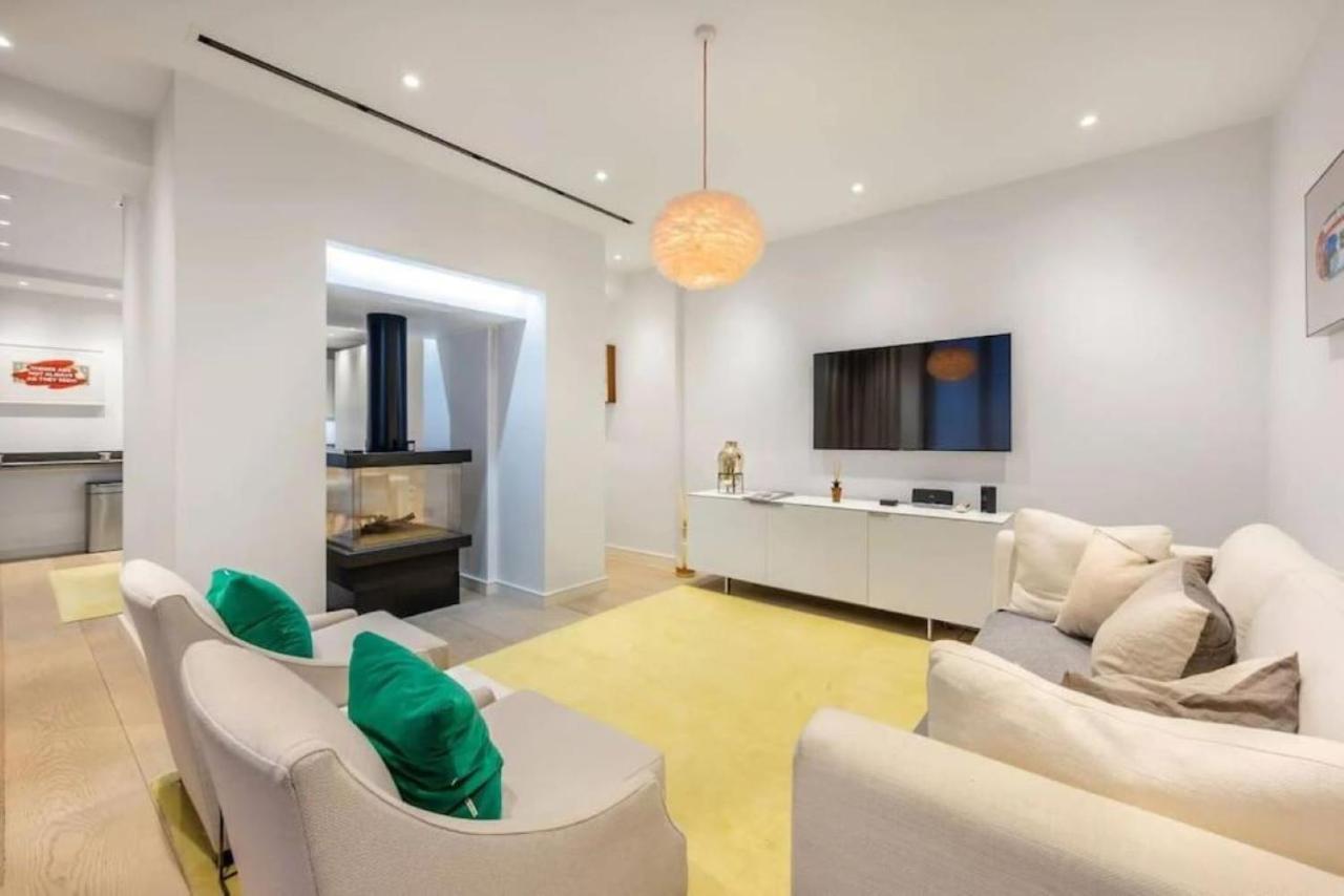 Posh 3 Bedroom Flat With Terrace And Indoor Fireplace In Mayfair, Near Hyde Park Leilighet *