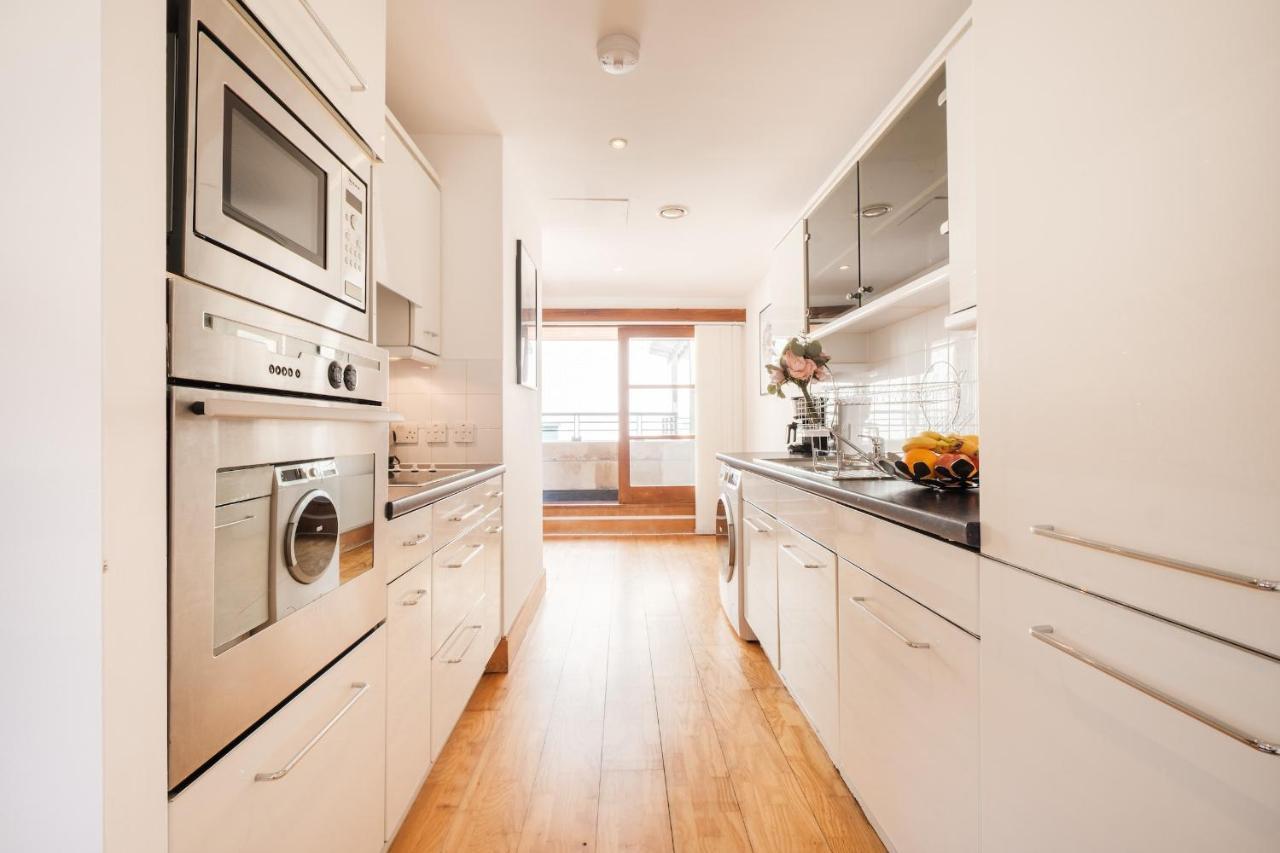 Holborn Penthouse Apartment *