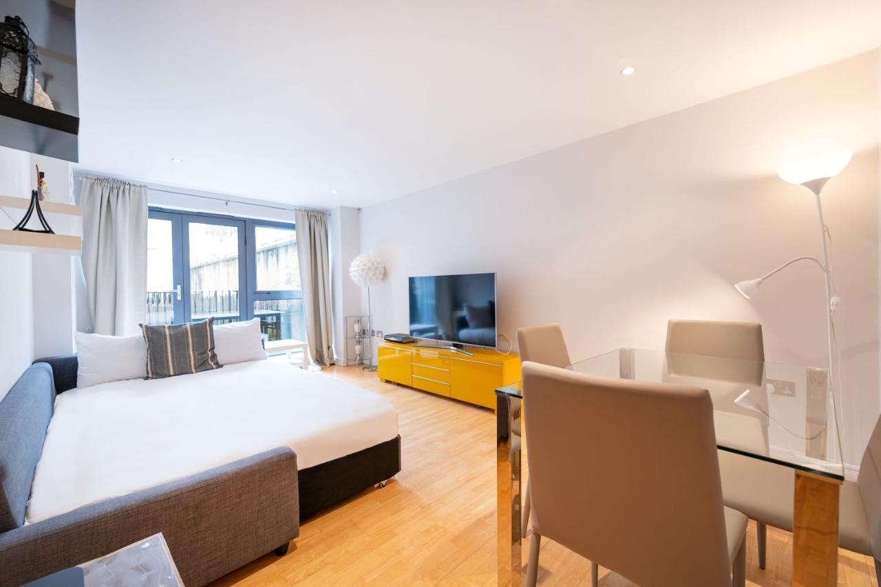 William Apartment London