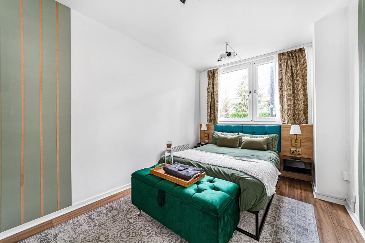 1bed W/ Hot Tub & Garden Apartment London
