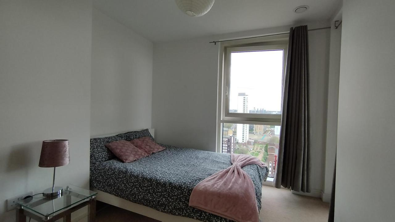 Riverview Amazing 2bed 2bath Apt Wparking Sleeps 6 Comfortably Leilighet *