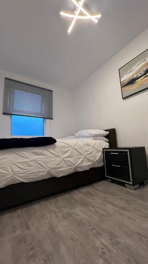 Homestay Buzz Crib