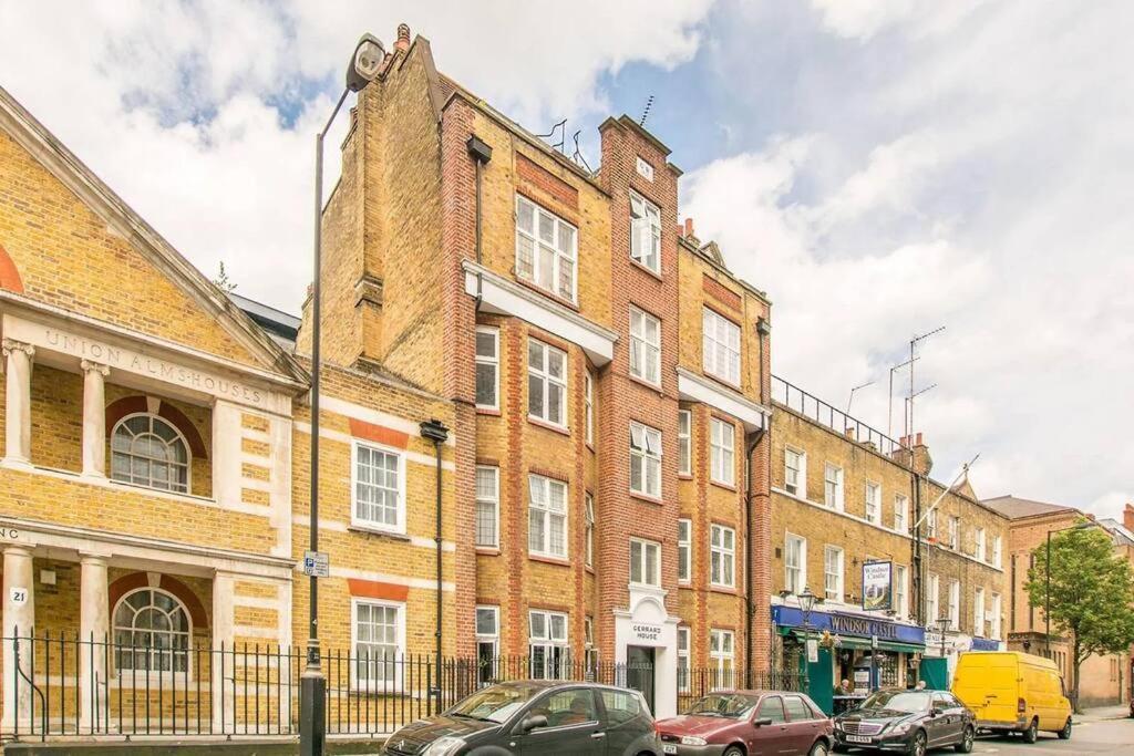 Huge Stunning 2 Bed Marylebone * London