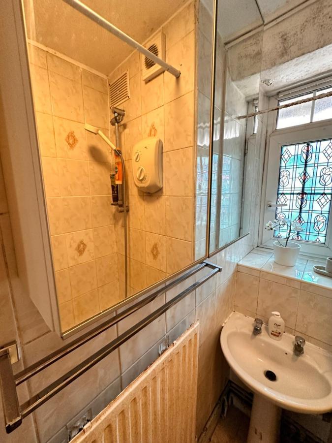 Perfect Family Next To Bridge Leilighet London