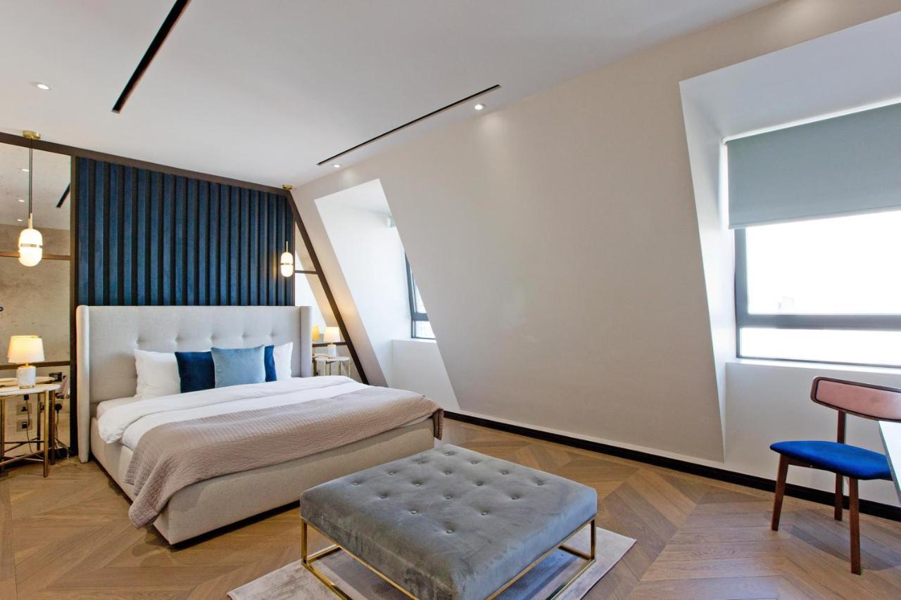37gs Residences Apartment