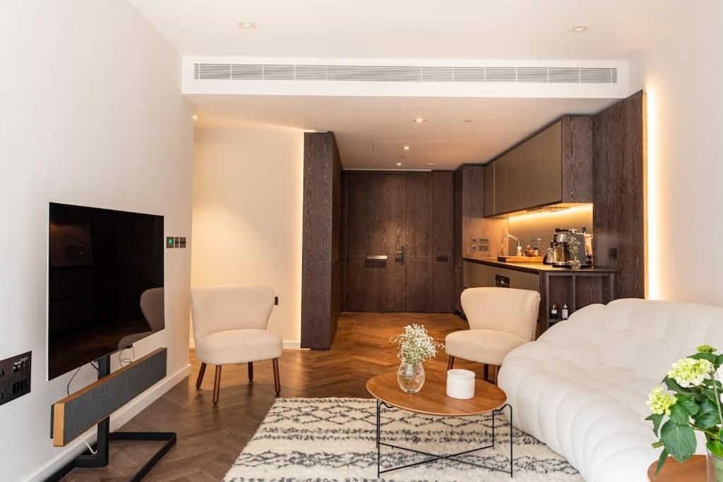 Luxury 2 Bedroom Flat Appartement *