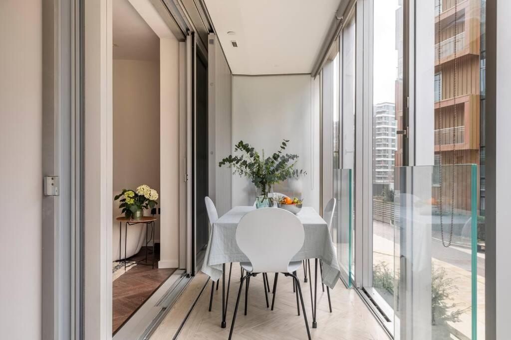 Luxury 2 Bedroom Flat Apartment *