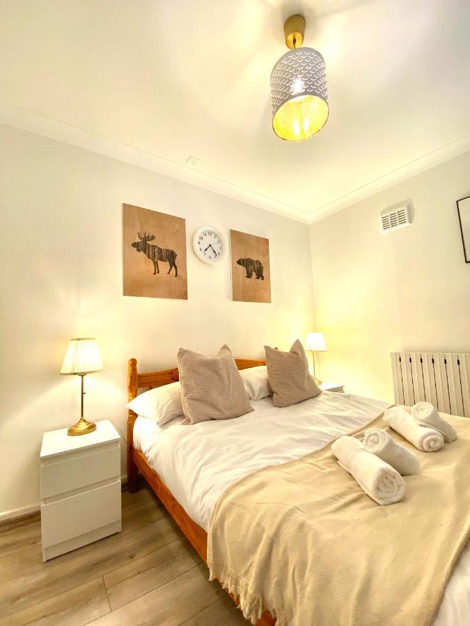 Apt- Balcony-kensington- 24 7 Security Leilighet *