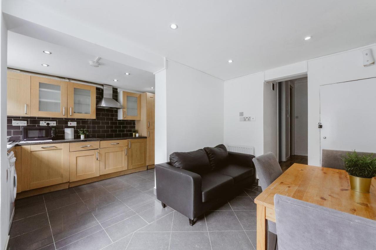 Great In Stepney Station - 12 Gasthof *