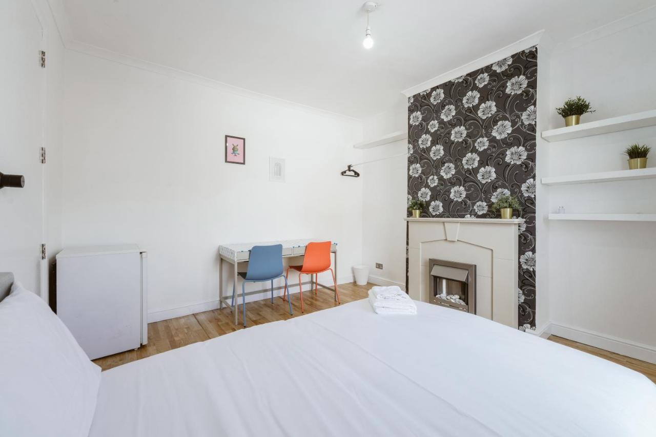 Great In Stepney Station - 12 Gasthof