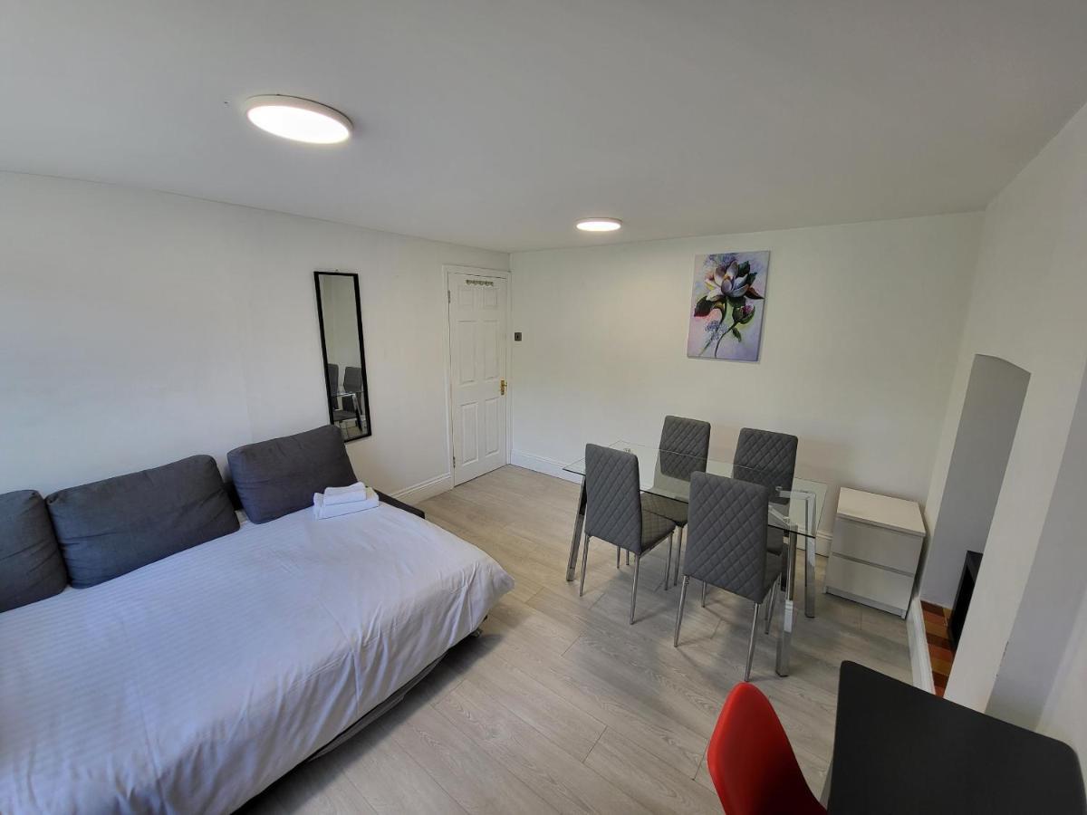 Cosy By Clapham South Underground! Leilighet London