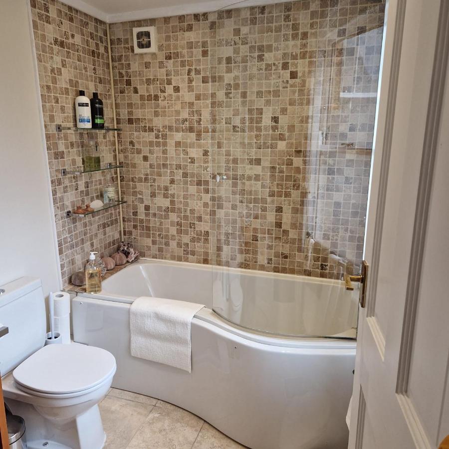 Apartment Colourful 2 Bed 2 Bath Tooting House *