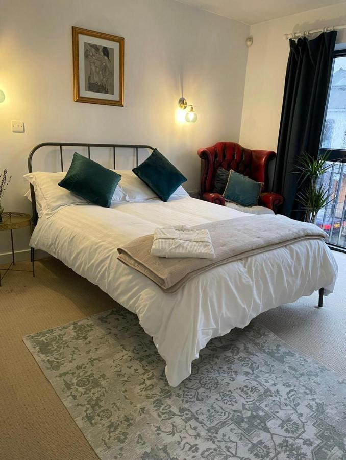 Eclectic East Hideaway With En-suite Habitación en casa particular *