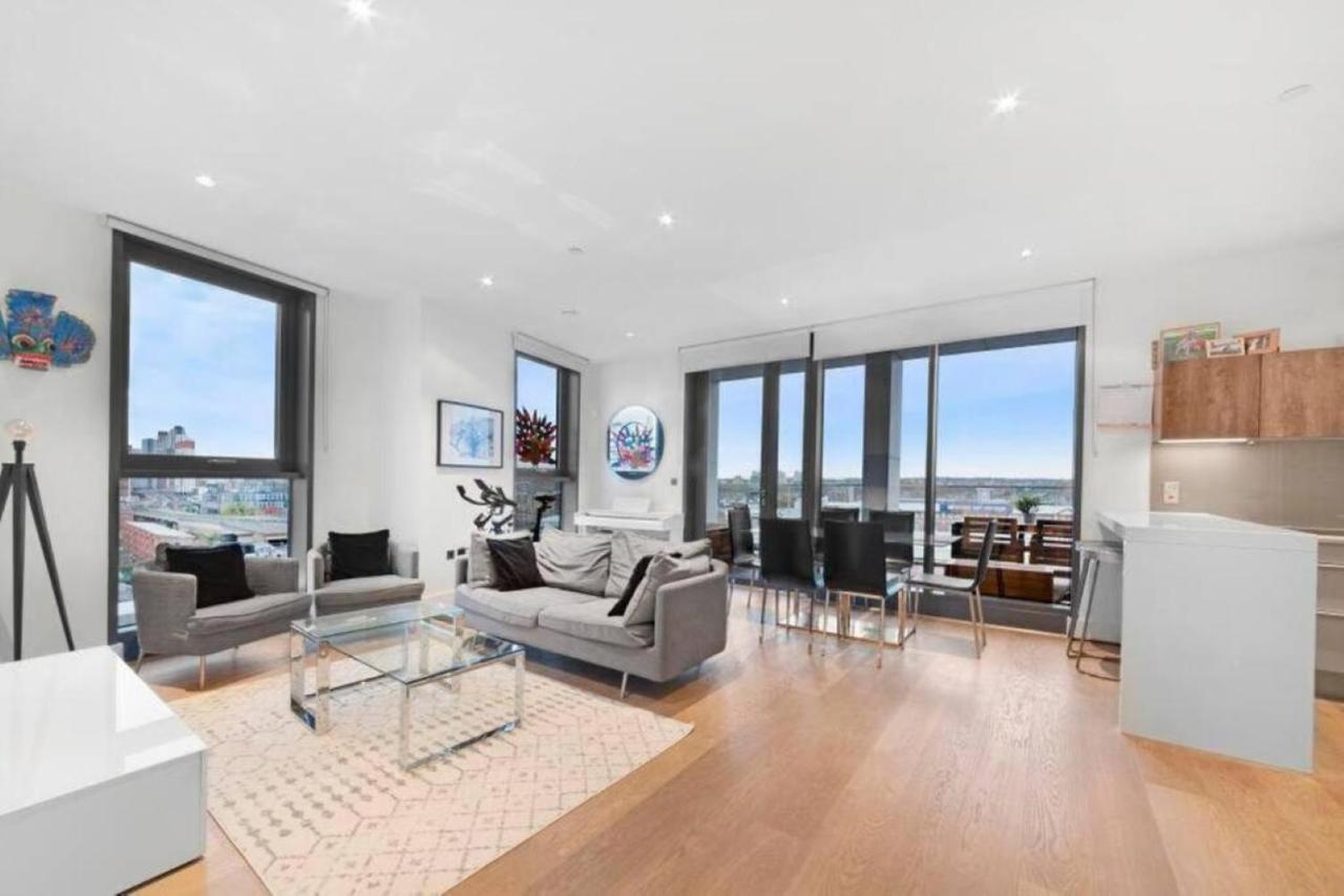 3 Bedroom Penthouse With Private Terrace, Battersea, Nine Elms Apartamento