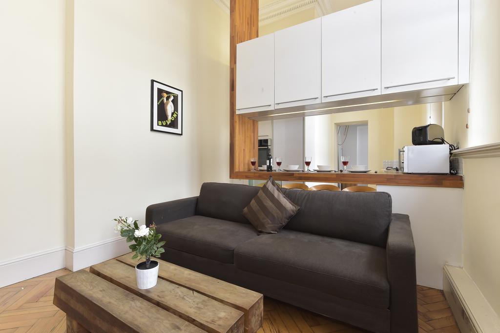 Apartment Chancery Lane London
