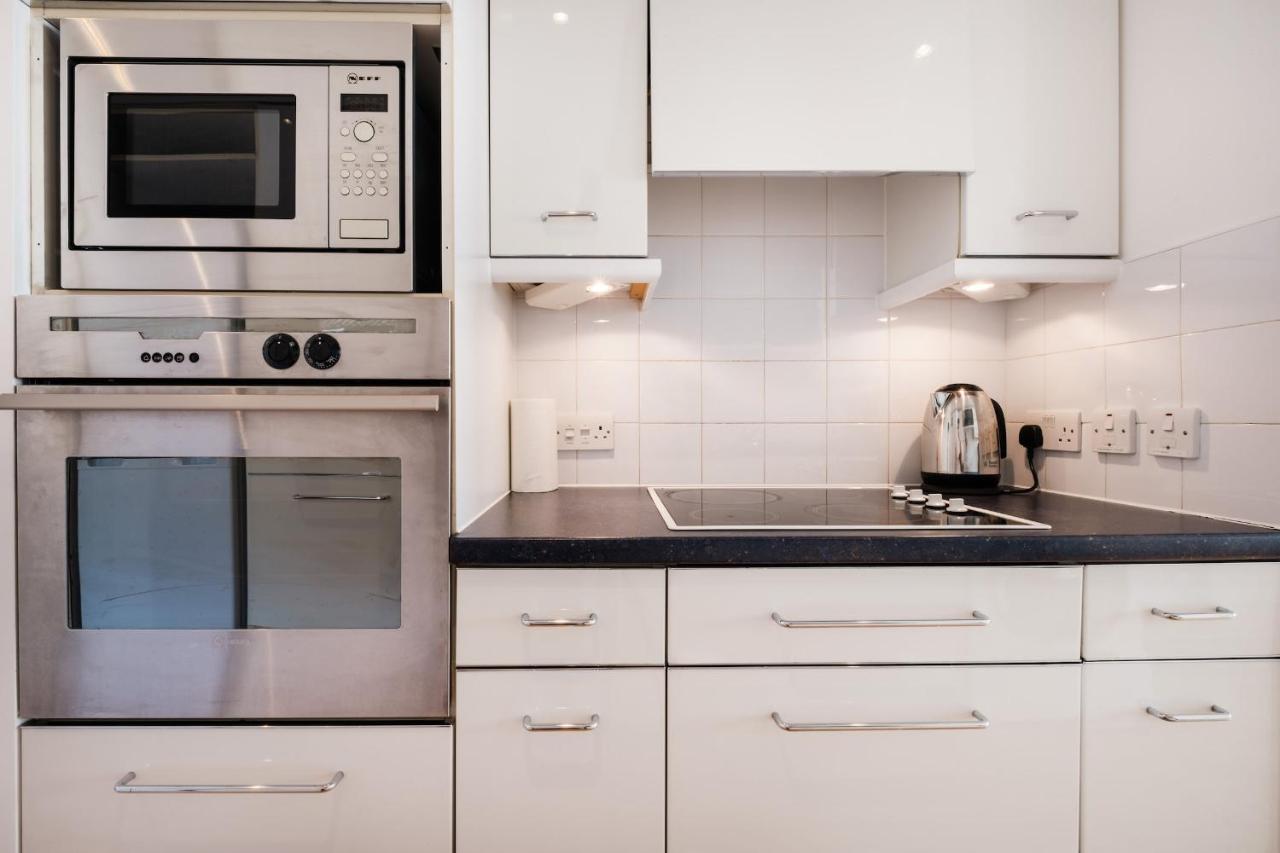Holborn Penthouse * London