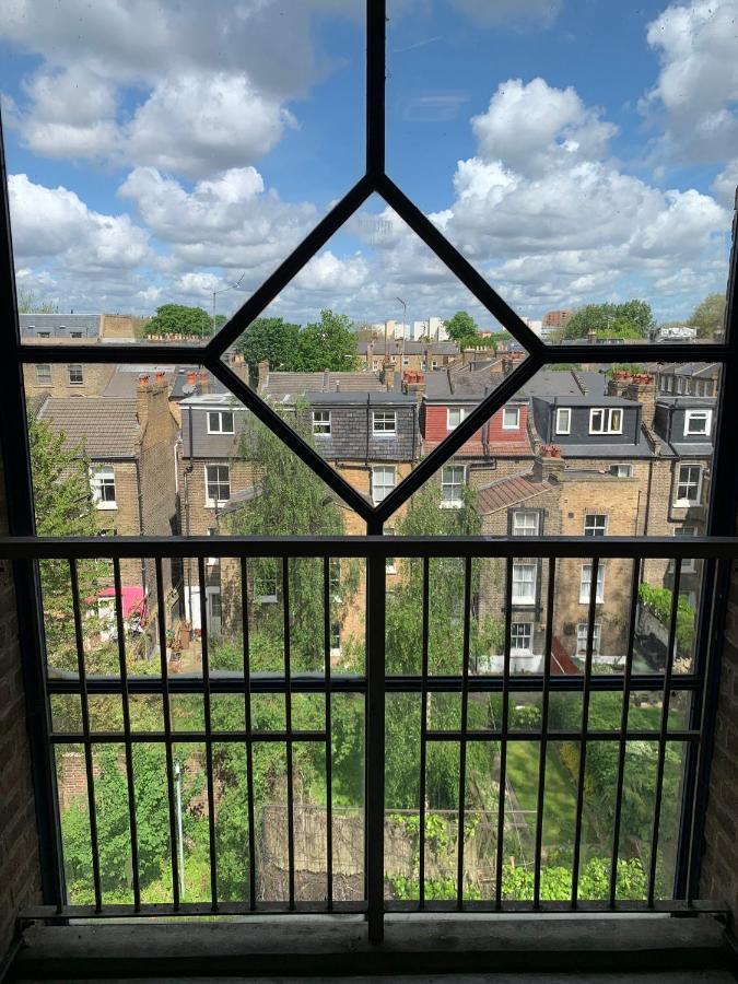 Apartment Lovely In Victoria Park Village London