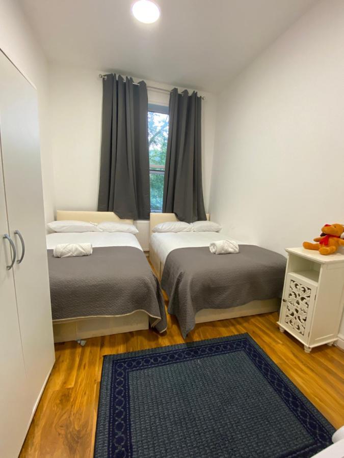 Apartment 30 Willesden Lane London