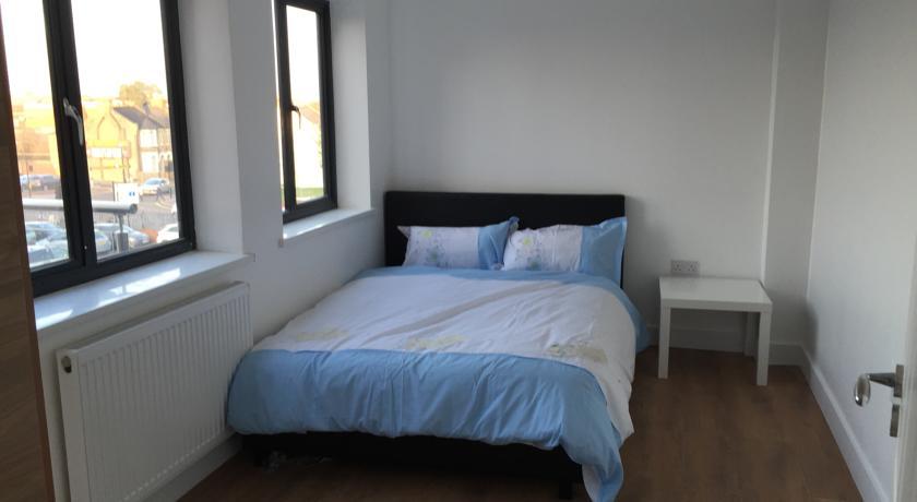 The Luxury 3* London