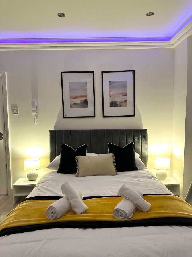In Kensington Apartment London