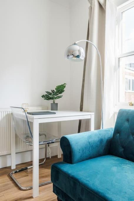 Ferienhaus House 10 Mins To Tower Bridge Hot Tub & Parking *