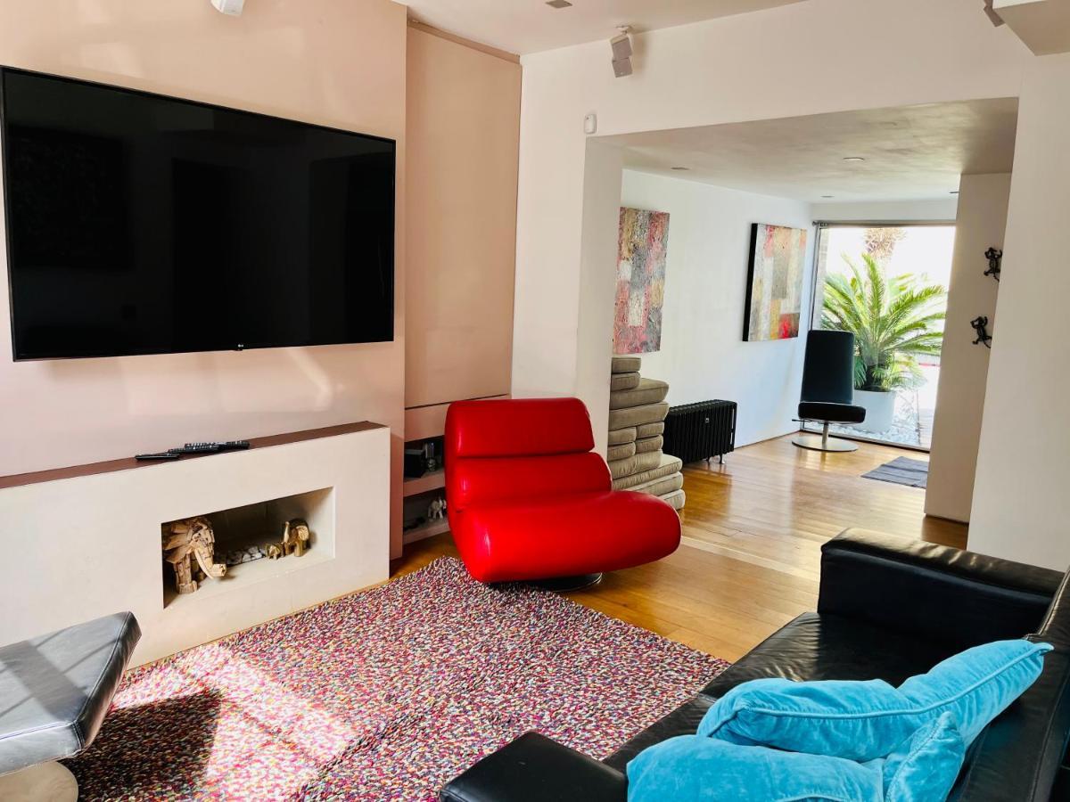 Georgian Superstar Ferienhaus *