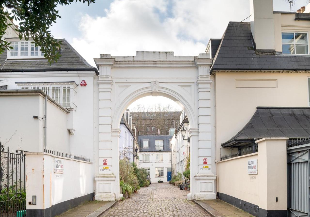 Cobbled Mews - Hyde Park W2 * Londres