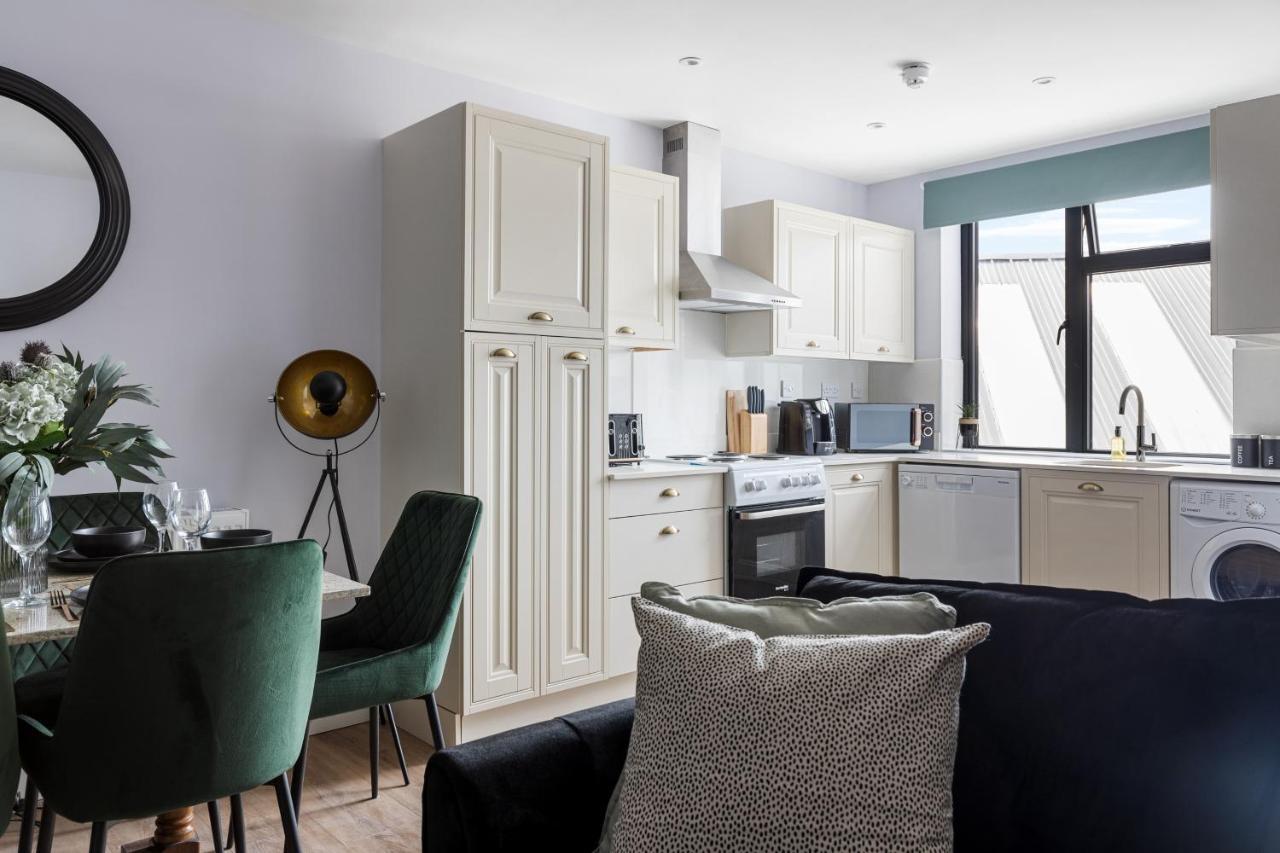 Apartamento Stylish & Spacious 3 Bed With Fast Wifi, Close To Tube & Wembly Londres
