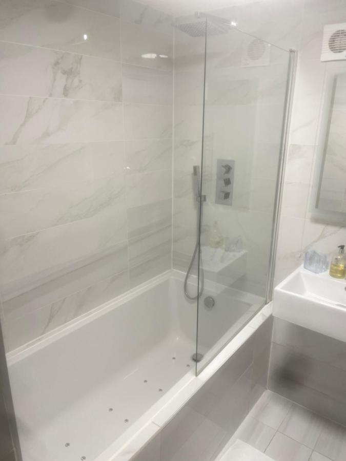 2 Bedroom In Stoke Newington