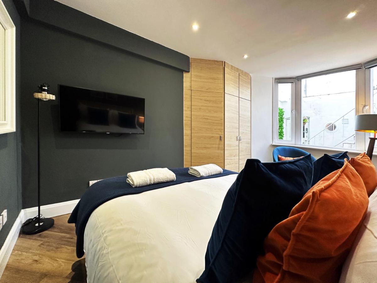Liam Place Near Hyde Park - 1 Double Bed, 1 Sofa Bed, Spacious Apartment, Private Entrance Apartamento *