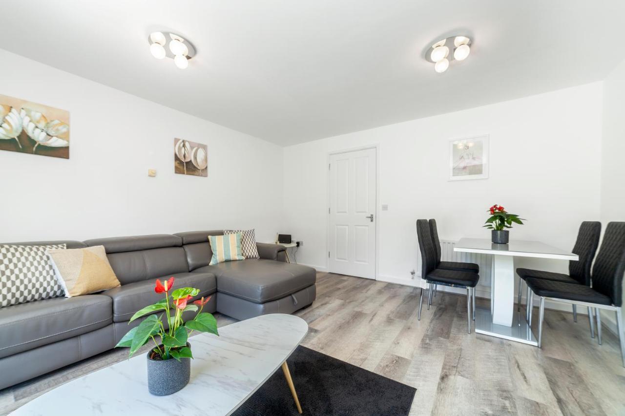 Bright 2 Bdr House Wgarden & Parking, Greenwich Apartment London