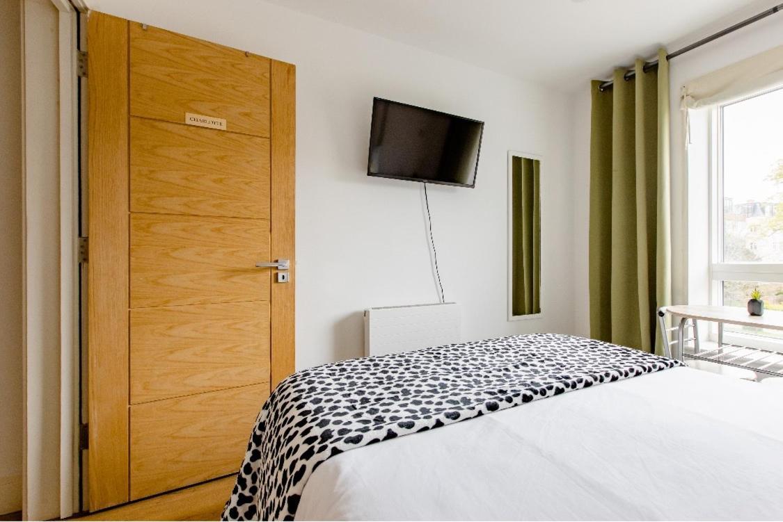 Charlotte Double Homestay *