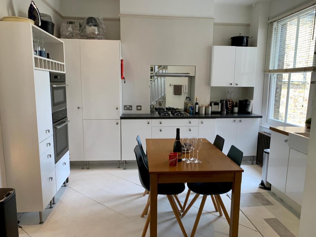 Lovely Newly Refurbished In Battersea Leilighet *