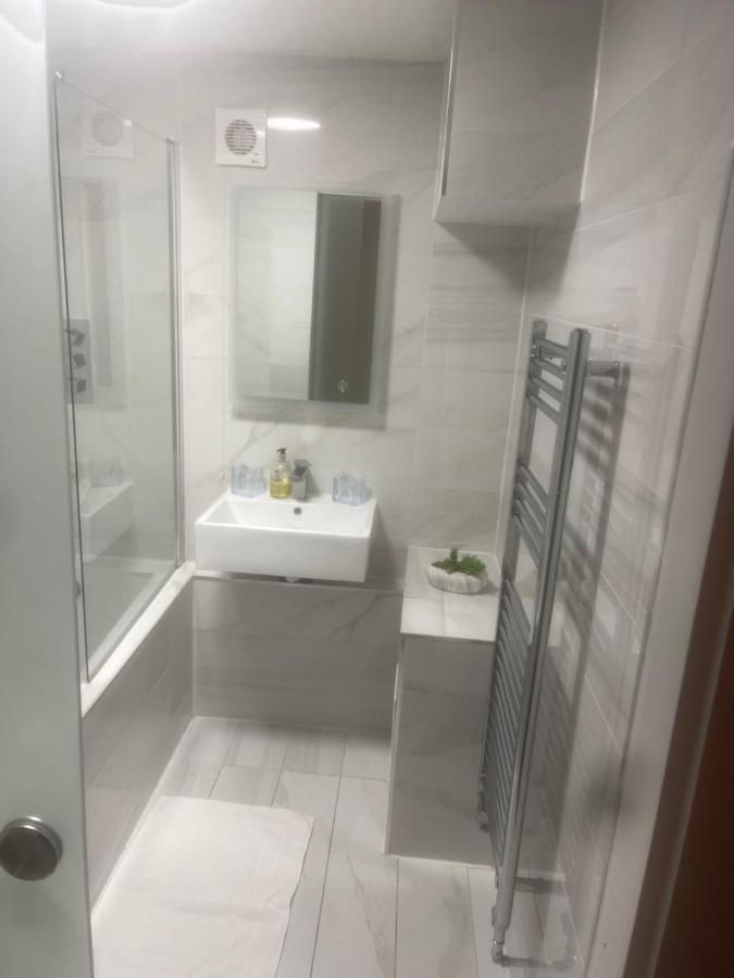 2 Bedroom In Stoke Newington *